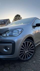 Volkswagen up! 1.0 TSI BlueMotion Technology high up! h... - VW up! Gebrauchtwagen in Wuppertal