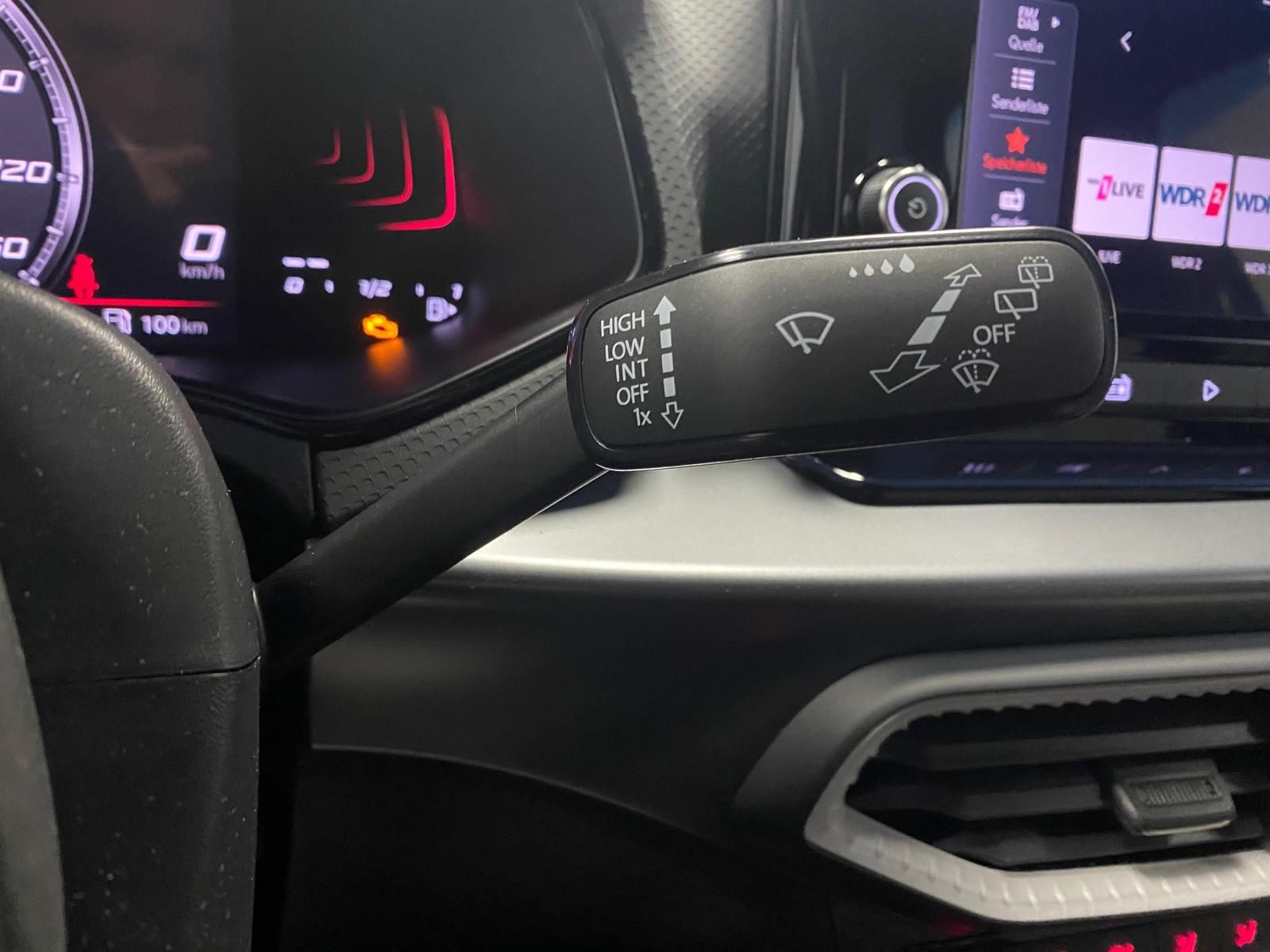 Fahrzeugabbildung SEAT Ibiza 1.0 TSI 1.0 TSI FR 5 J.GARANTIE+ACC+KAMERA