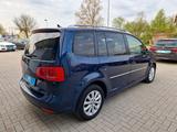 Volkswagen Touran 2.0 TDI Highline+Automatik+7Sitzer+HU neu - gebrauchte VW Touran aus dem Jahr 2011