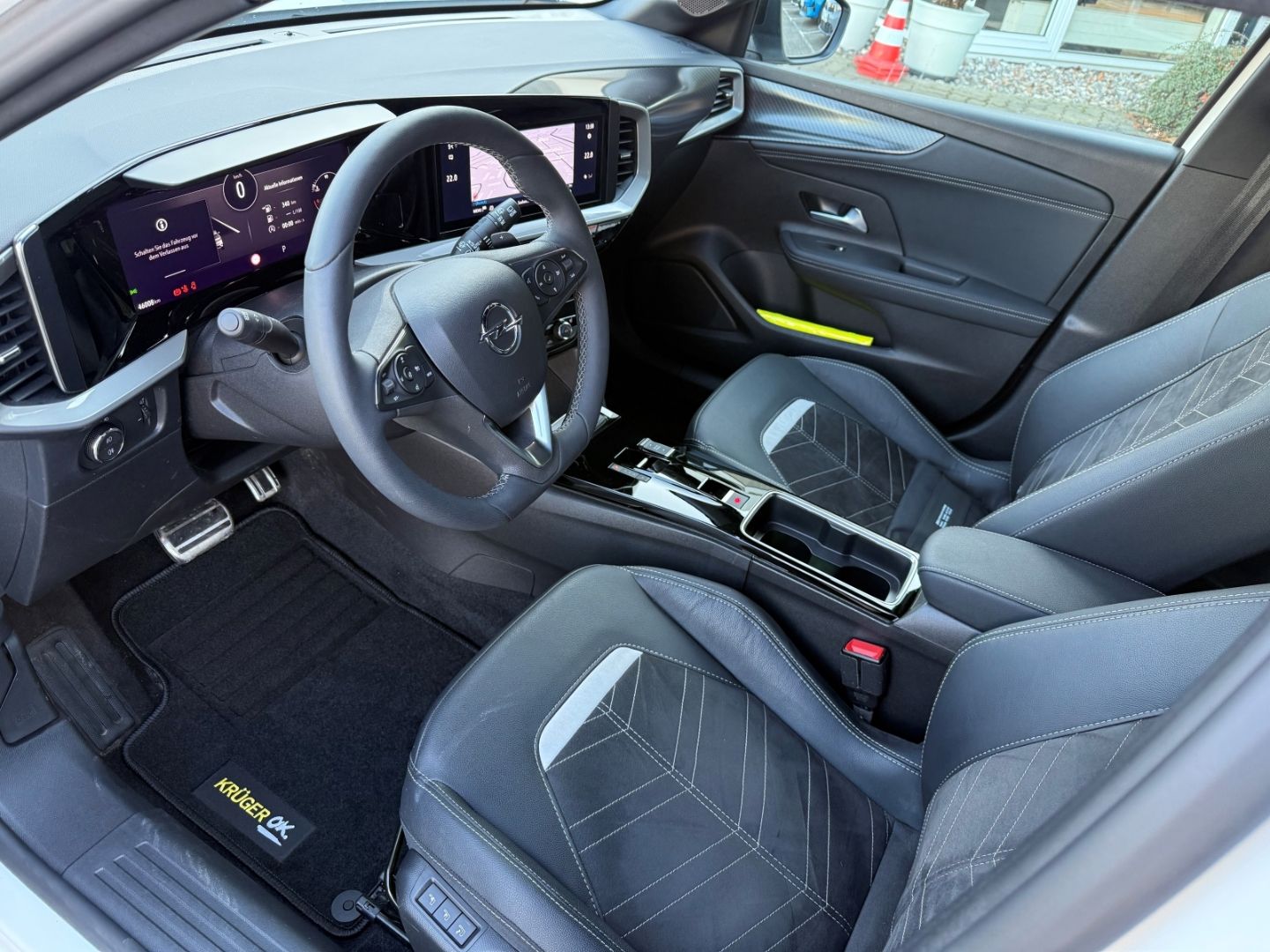 Fahrzeugabbildung Opel Mokka Ultimate Top Zustand +SHZ+LHZ+Kamera