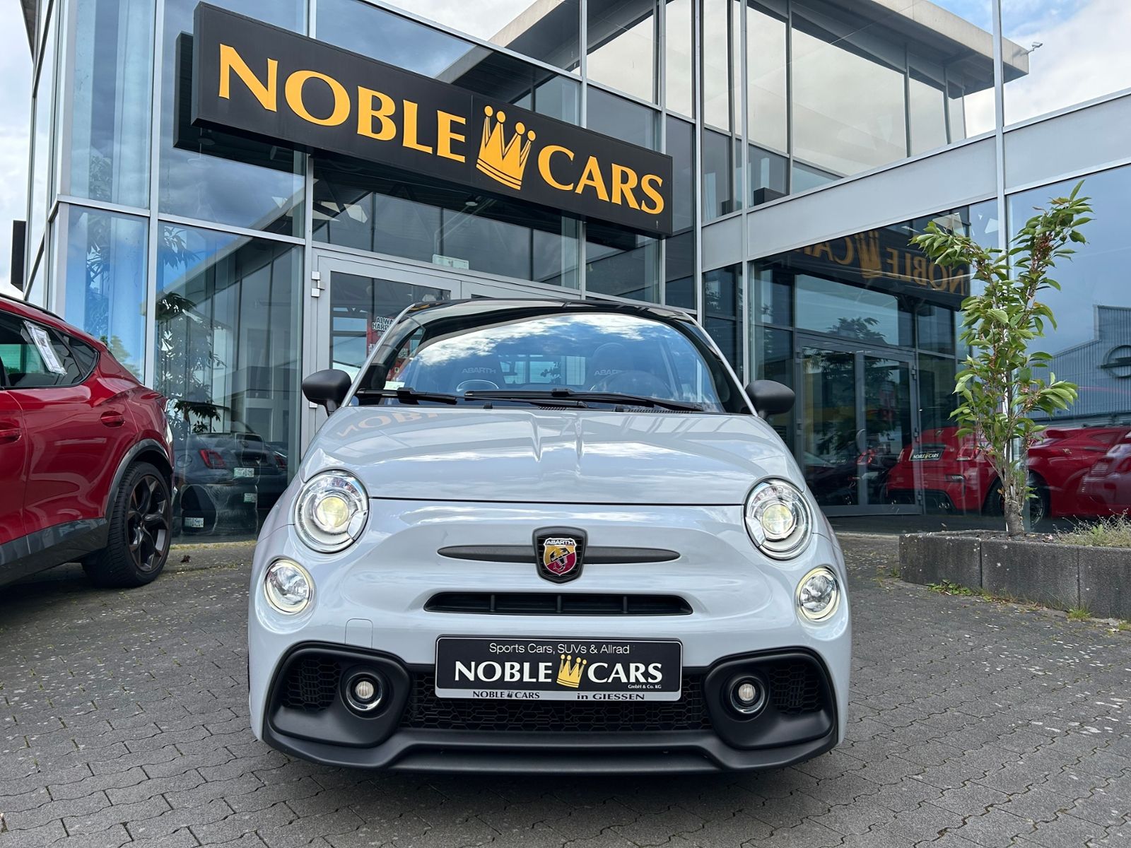 Fahrzeugabbildung Abarth 595C Cabrio Competizione BEATS XEN CARPLAY PDC