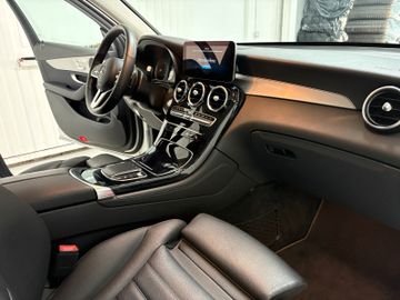 Mercedes GLC 300 - 11