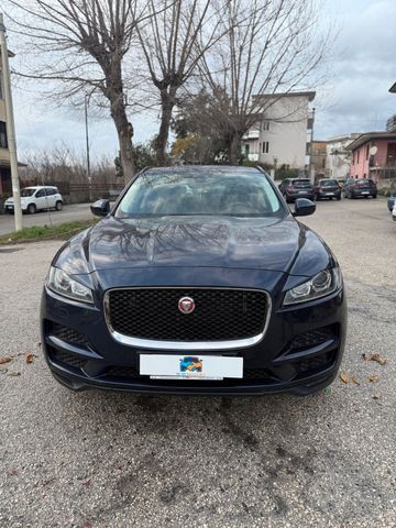 Jaguar F-Pace 2.0 D 180 CV Portfolio