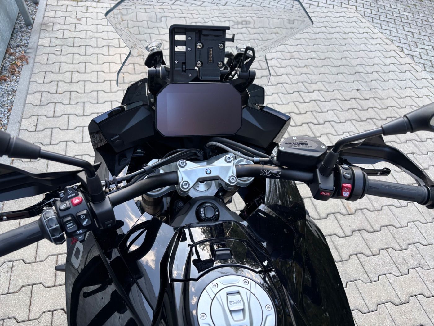 Fahrzeugabbildung BMW S 1000 XR Triple Black Koffer SC-Project