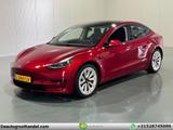 Tesla Model 3 Standard RWD Plus 60 kWh - rote Tesla Model 3