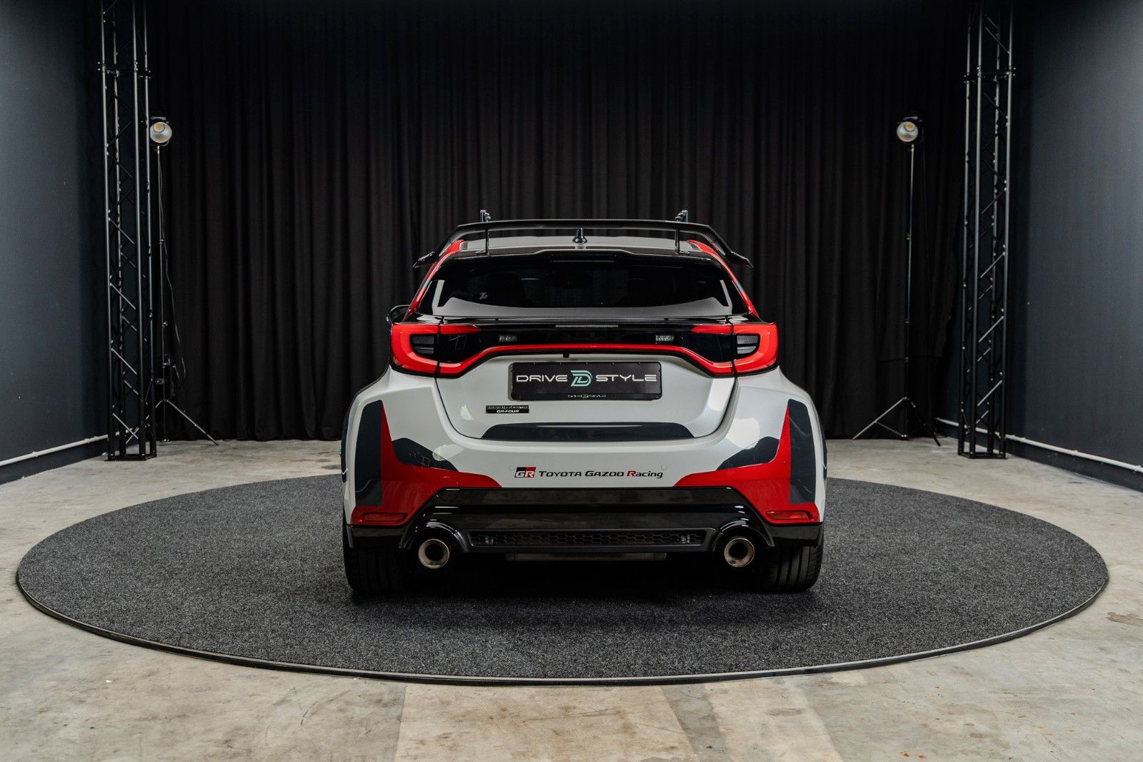 Fahrzeugabbildung Toyota Yaris 1.6-l-Turbo GR Rovanperä Edition