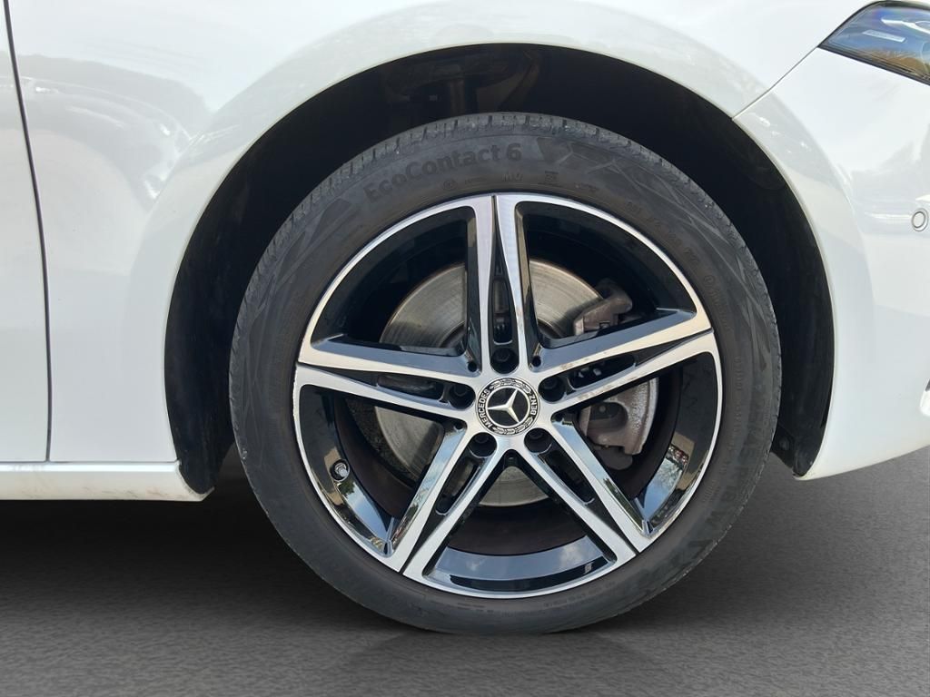 Fahrzeugabbildung Mercedes-Benz A 250 e Kompaktlimousine Night Paket*Kamera*LED