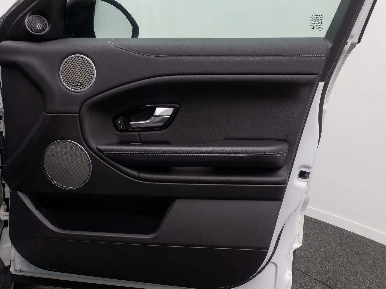 Fahrzeugabbildung Land Rover Range Rover Evoque DAB Kamera SoundSys Leder 18"