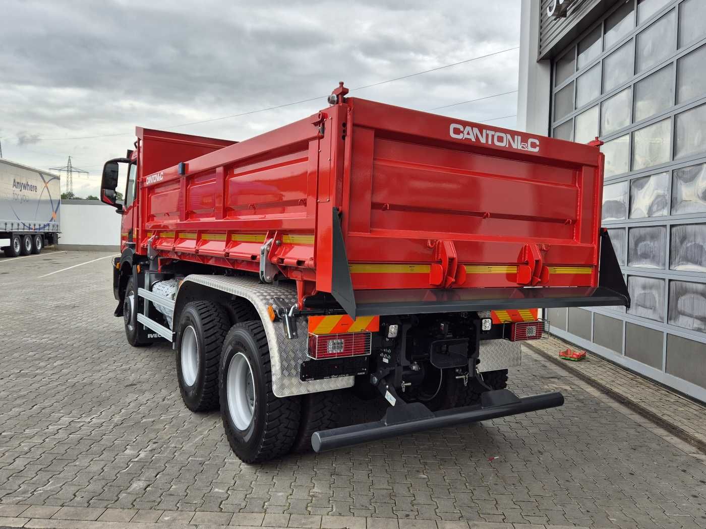 Fahrzeugabbildung Iveco X-Way AD300X48Z HR OFF 6x4 Bordmatik Intarder