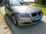 BMW 320d touring - 1. Hd. - NR - GW - wenig km - BMW 320 aus 2009: 320d
