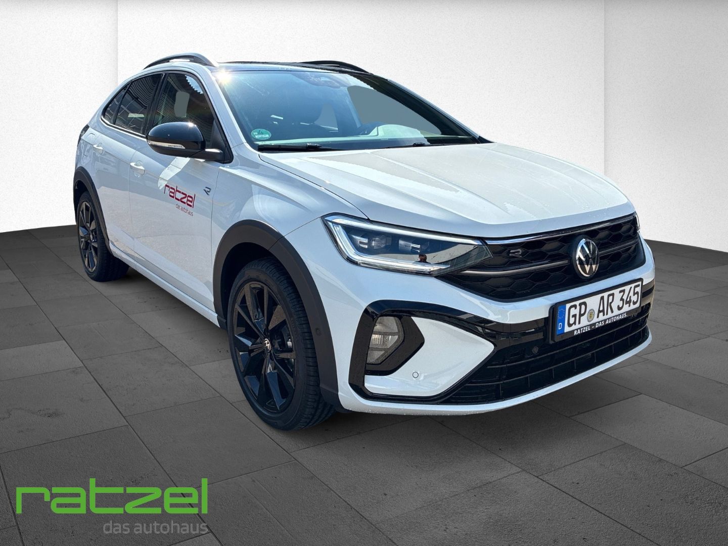 Fahrzeugabbildung Volkswagen Taigo R-LINE 1.0 TSI DSG LED+ACC+Kamera+PDC