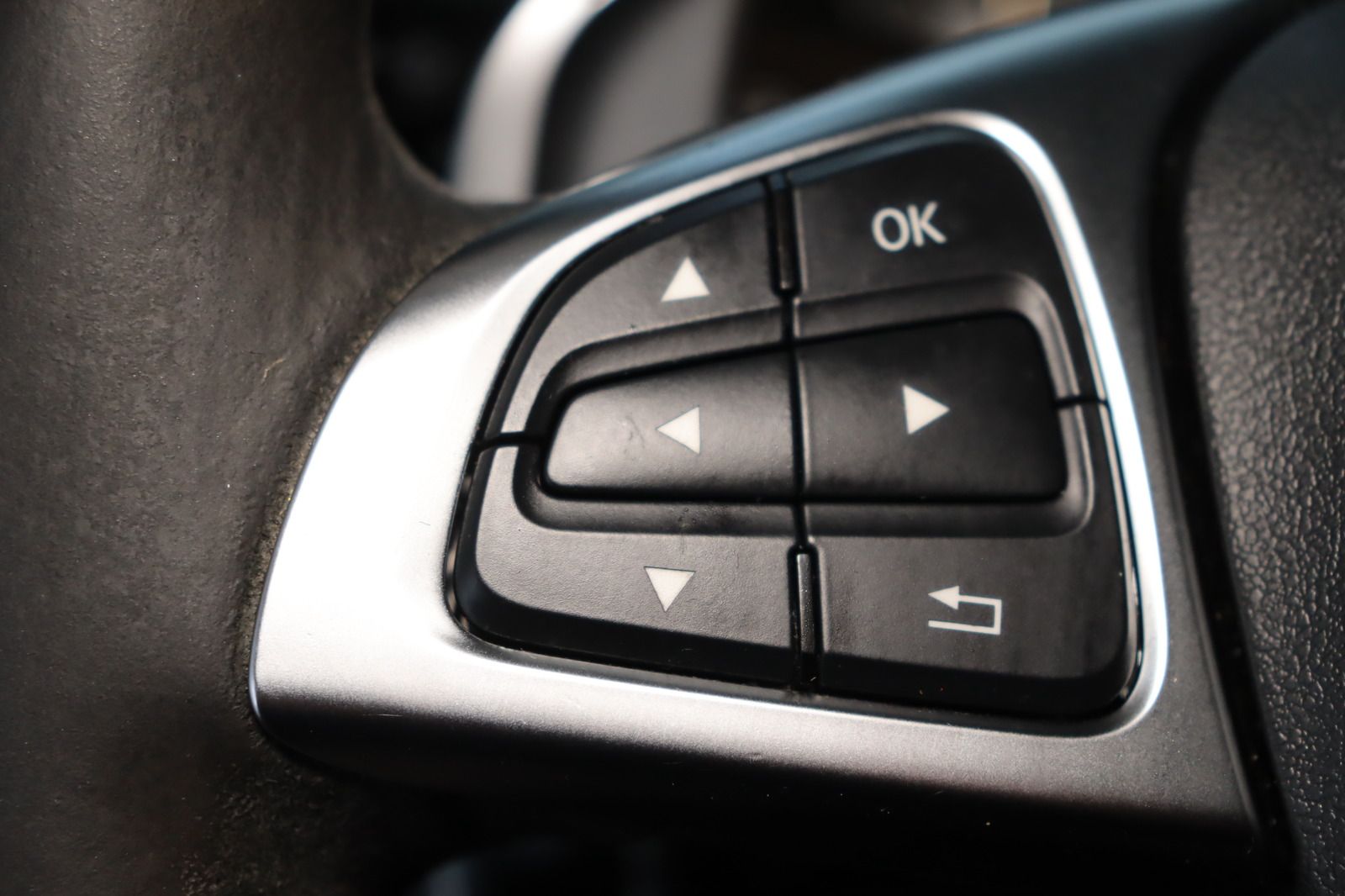 Fahrzeugabbildung Mercedes-Benz GLE 63 s AMG 4Matic Coupe DIS+ 1. Hand