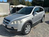 Chevrolet Captiva 2.0 VCDi LS - silberne Chevrolet Captiva