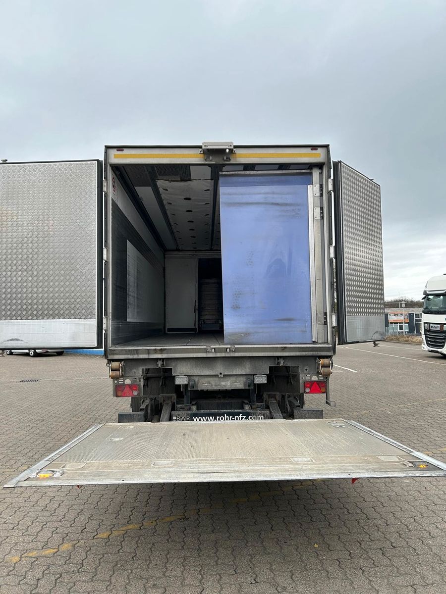 Fahrzeugabbildung Mercedes-Benz Antos 1840+Rohr Kühlauflieger