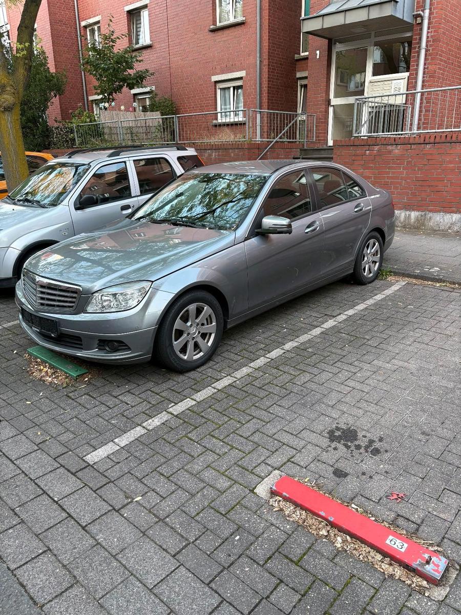 Mercedes-Benz C 180