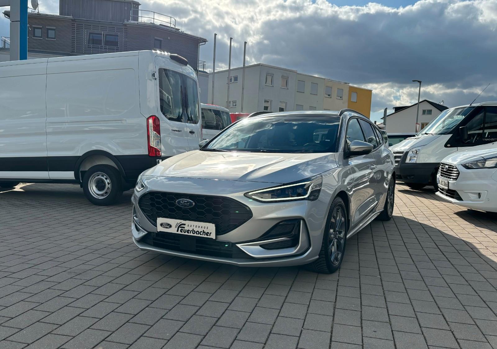 Ford Focus Turnier ST-Line X Panoramadach