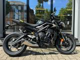 Triumph Street Triple RS * Phantom Black 2025 * NEU - Offers