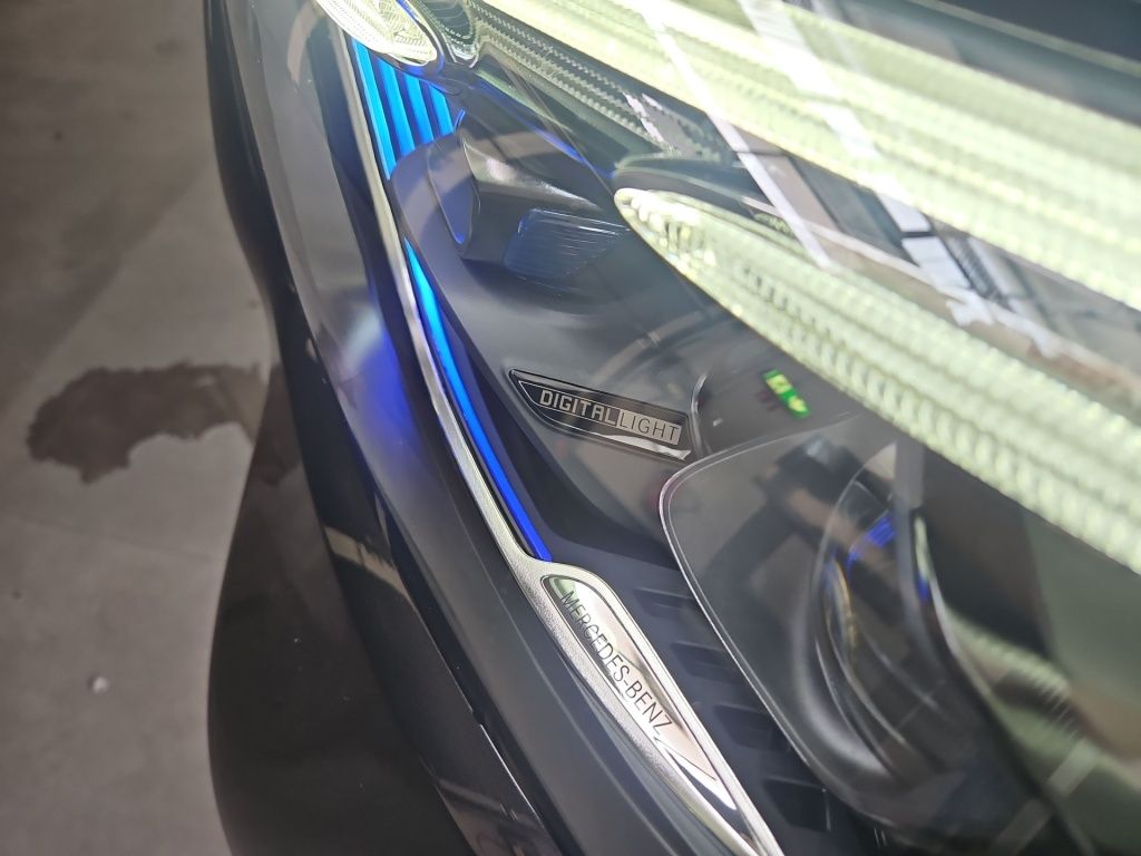 Fahrzeugabbildung Mercedes-Benz GLC 300 e 4M ++AMG+AHK+ASSISTENZ+DIGITAL+BURM++