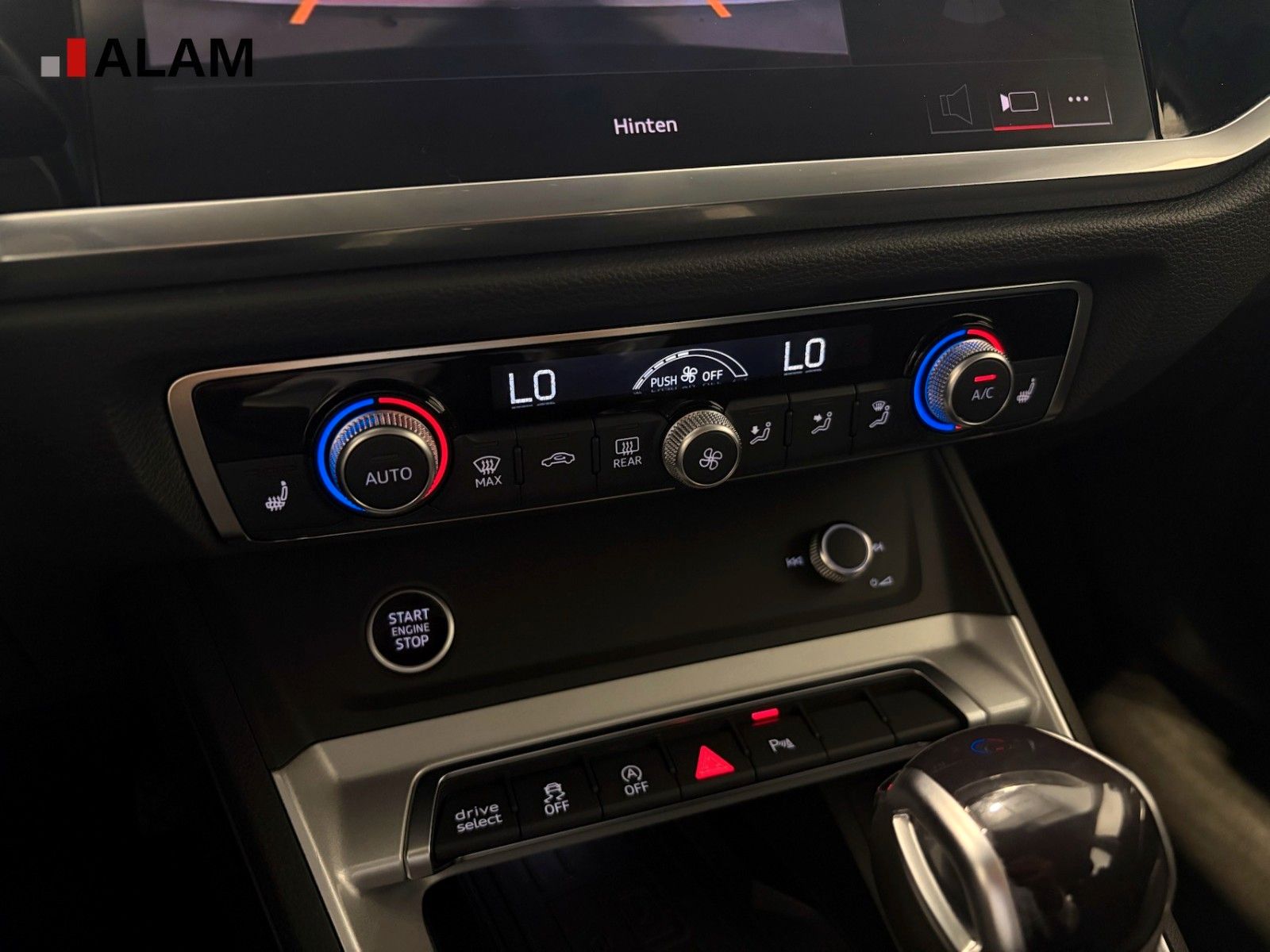 Audi Q3 SB 40 TDI quattro S line ACC AHK LED RFK ViCo foto 23