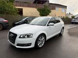 Audi A3 Sportback Automatik 1 Hand - Audi A3 aus 2010 mit Diesel-Antrieb