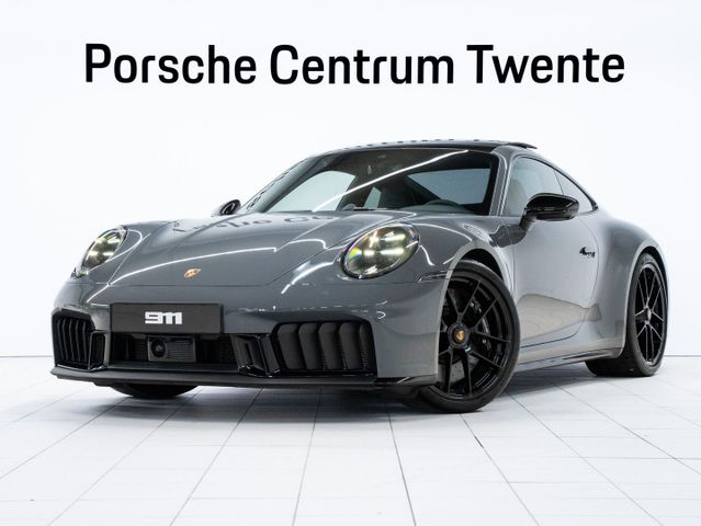 PORSCHE 992 Carrera 4 GTS