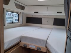 Sunlight T 67 Adventure Edition, Einzelbetten und Hubbett