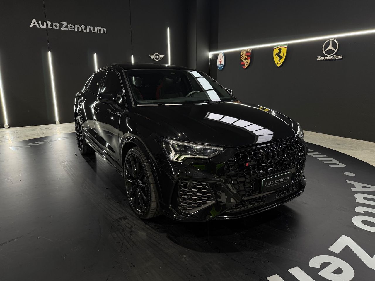 Audi Q3 RS quattro S tronic imagem 2