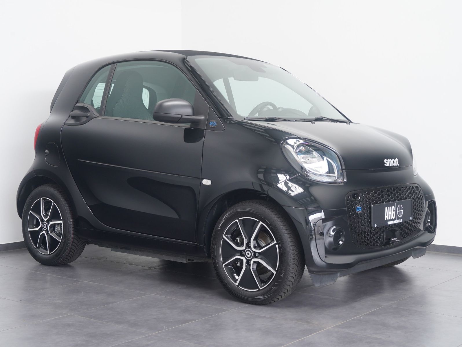Fahrzeugabbildung Smart ForTwo coupé electric drive / EQ passion