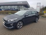 Kia Ceed SW 1.6 CRDi DCT-7 Spirit NAVI CONNECT LED - Kia: Cee D SW Spirit
