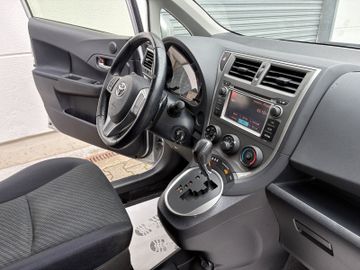 Toyota Verso-S - 10