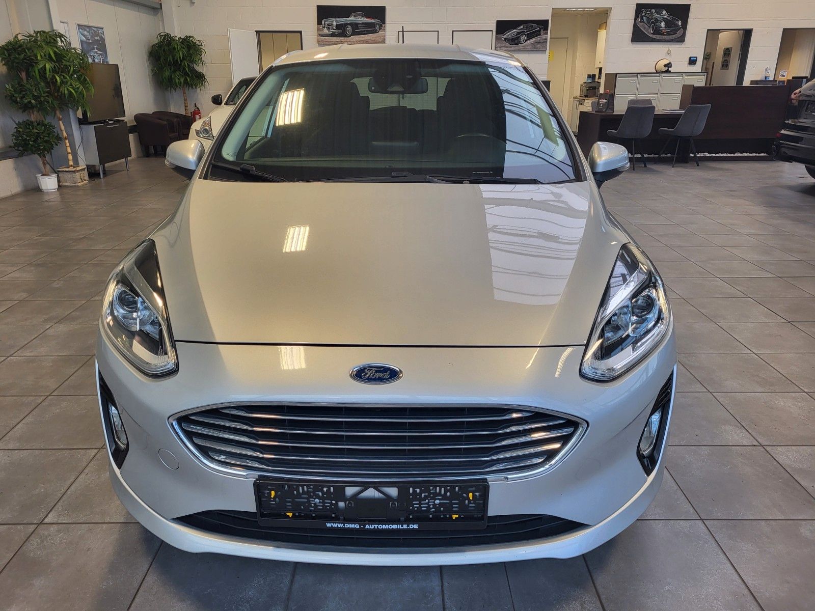 Fahrzeugabbildung Ford Fiesta Titanium/Winterpaket/Sportsitze/LED