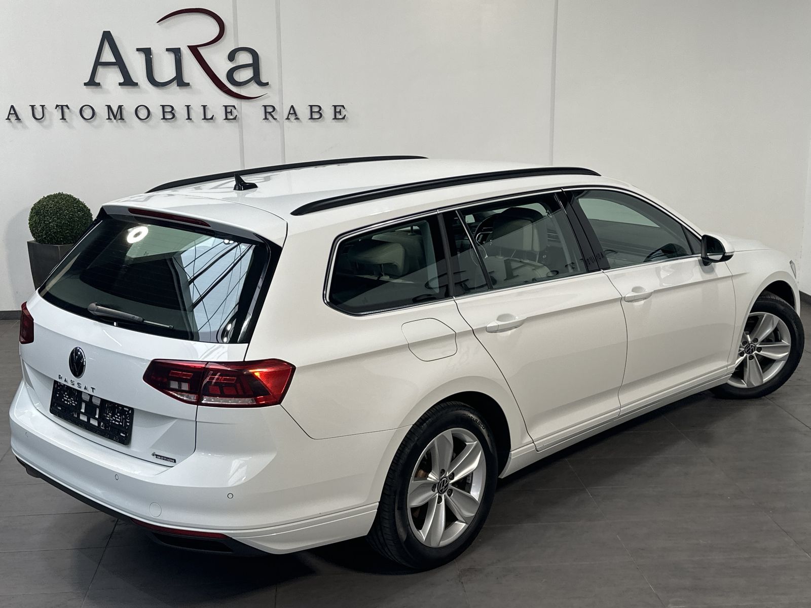 Fahrzeugabbildung Volkswagen Passat Variant 4M Business NAV+LED+AHK+CARPLAY
