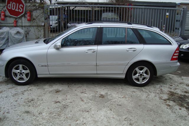 Mercedes-Benz C 220 CDI AVANTGARDE AUTOMATIC