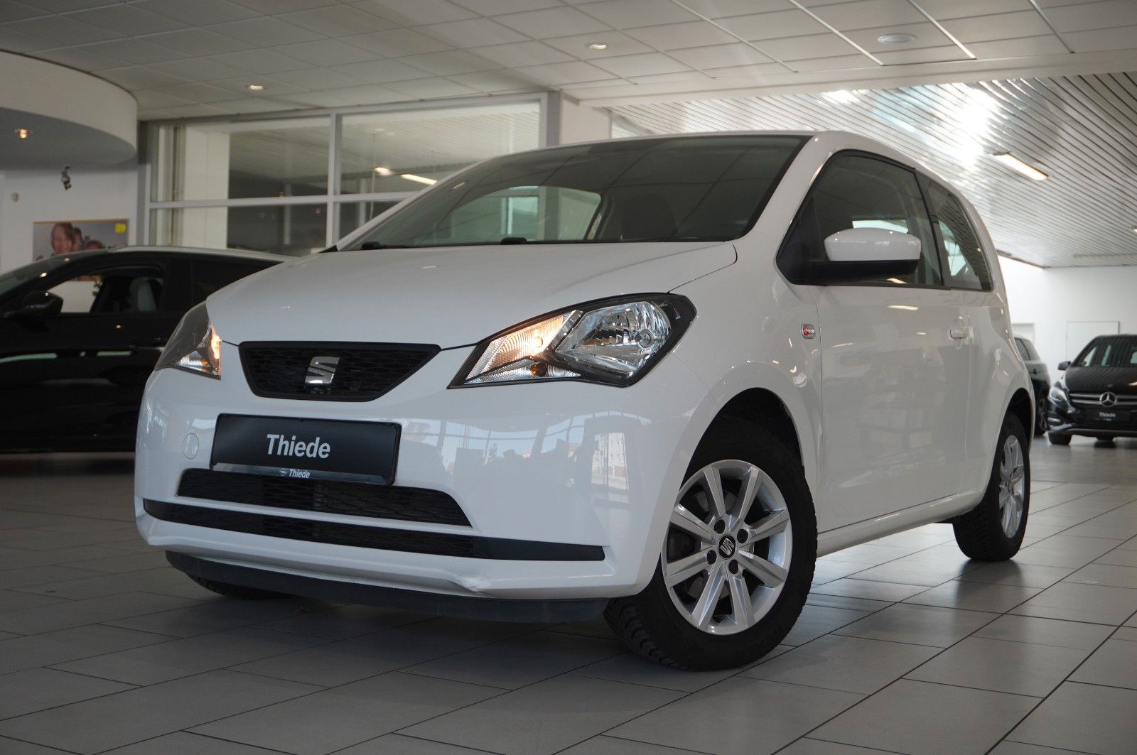 Fahrzeugabbildung SEAT Mii 1.0 MPI CHIC 3-TÜR KLIMA/PDC/USB/TEMP./AUX