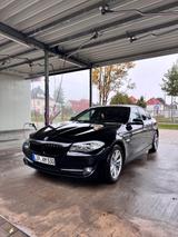 BMW 530d F10 Limousine Head-Up Display Softclose  - BMW: F10