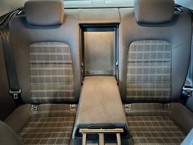 MYAUTOCENTER – Gebraucht- und Jahreswagen mit Werkstattservice in Pfaffenhofen Audi A5 Coupe 1.8 TFSI *AHK*Klima*Navi*Bi-Xenon*PDC*