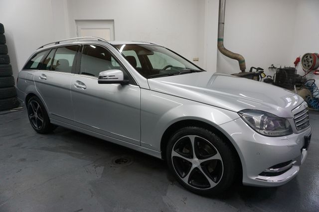 Mercedes-Benz C 250 T-Modell,Xenon,Navi,Ahk,Pdc,Automatik,Top!