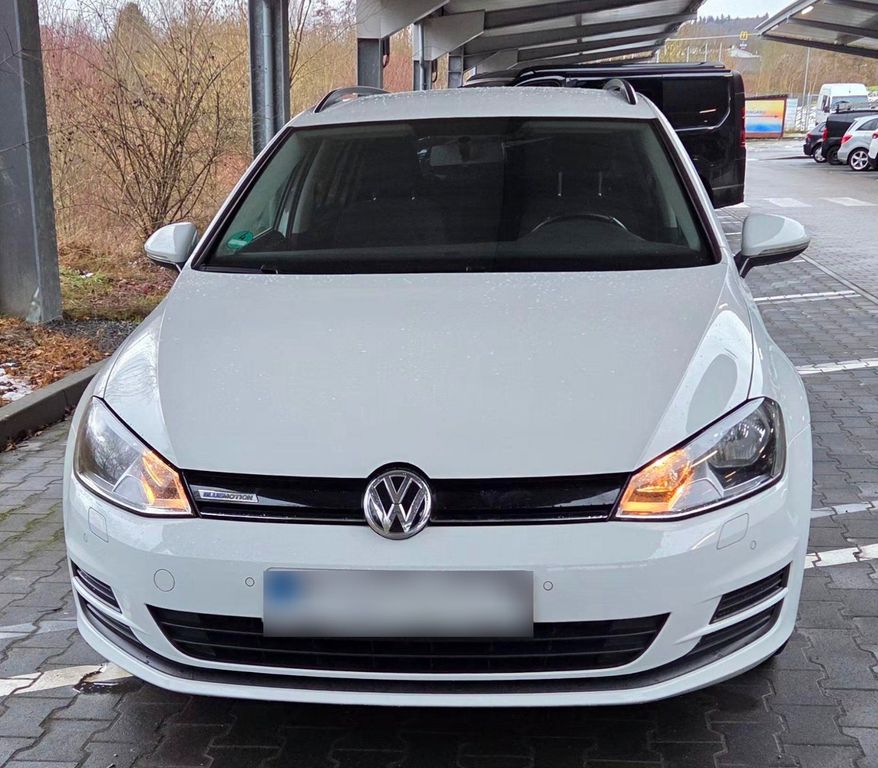 Image of Volkswagen Golf