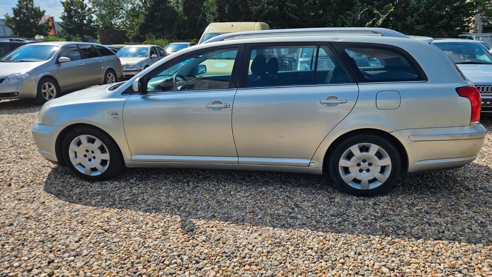 Toyota Avensis 2005 — photo 8
