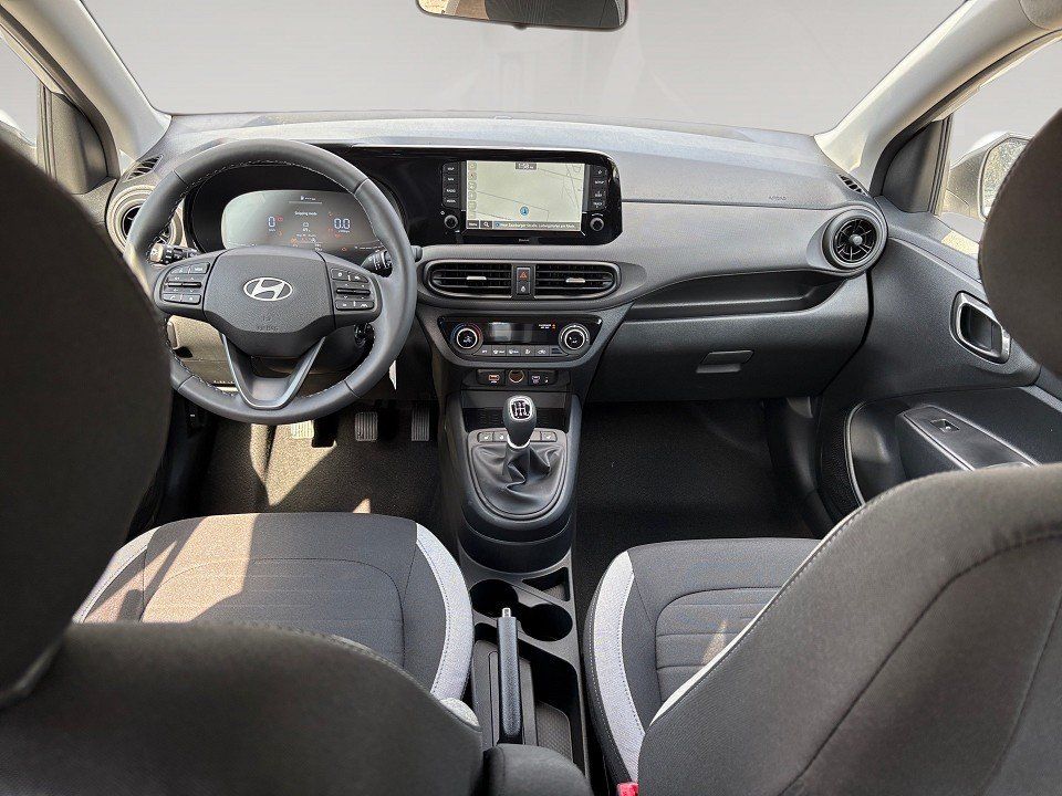 Fahrzeugabbildung Hyundai i10 1.0i 63PS Trend Komfort