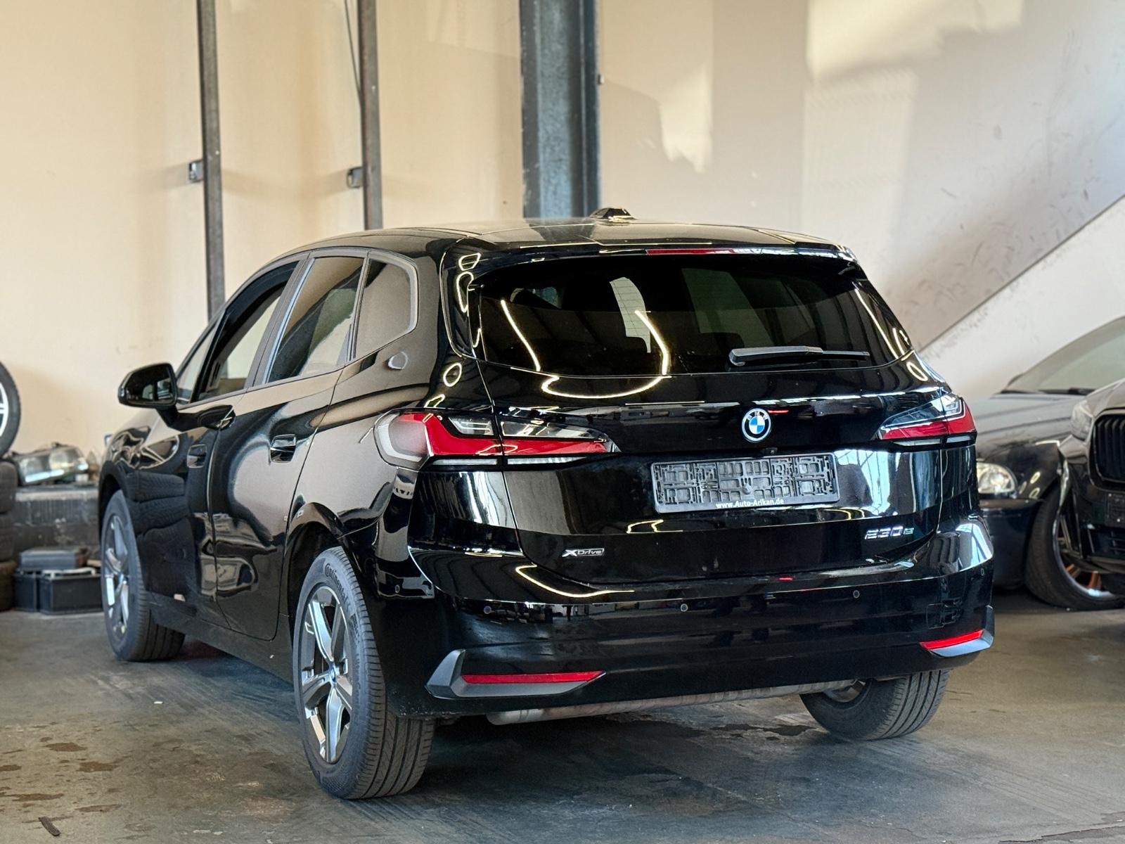 BMW 230e Xdrive Harman-Cardon/ Neues Model