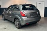 Kia Rio 1.4 - Kia Rio in Stuttgart