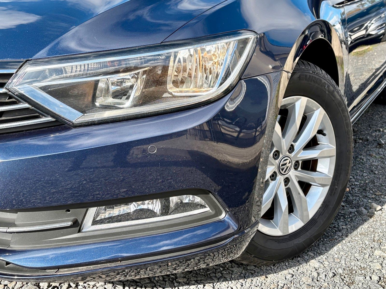 Fahrzeugabbildung Volkswagen Passat Variant 1.6 TDI Comfortline Navi SPORTSIT