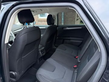 Ford Mondeo - 9
