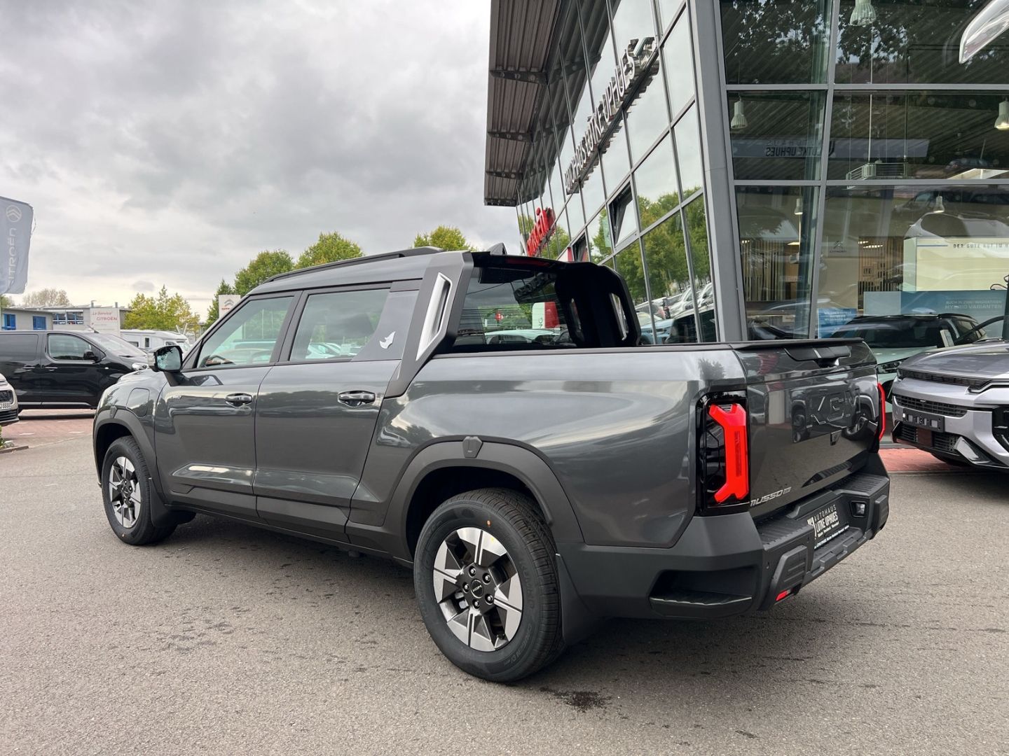 Fahrzeugabbildung KGM Musso EV Lux 4WD Navi 360 Kamera ACC SHZ