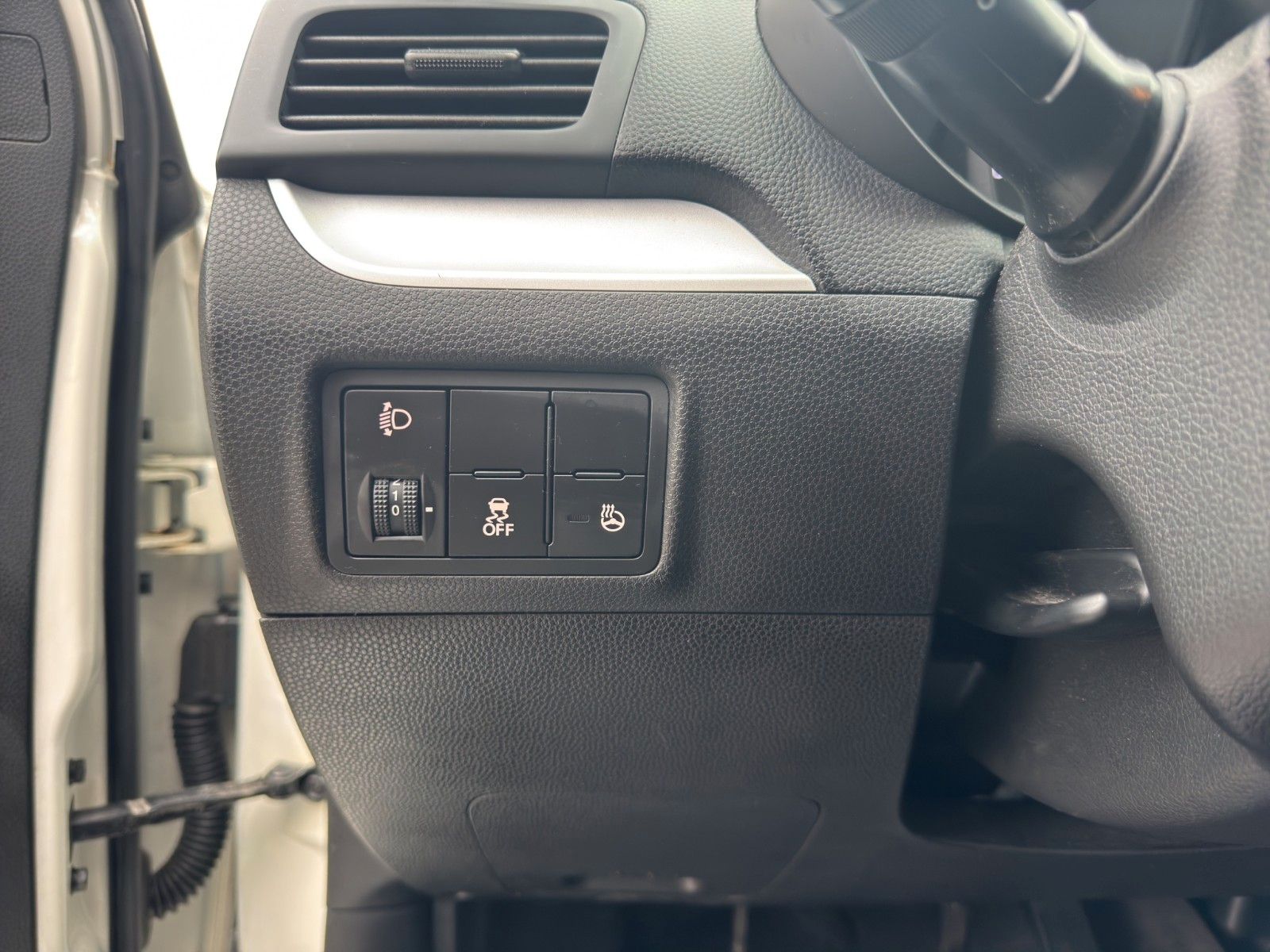 Fahrzeugabbildung Kia PICANTO 1.2 FIFA WORLD CUP EDITION SITZHEIZ ALLW