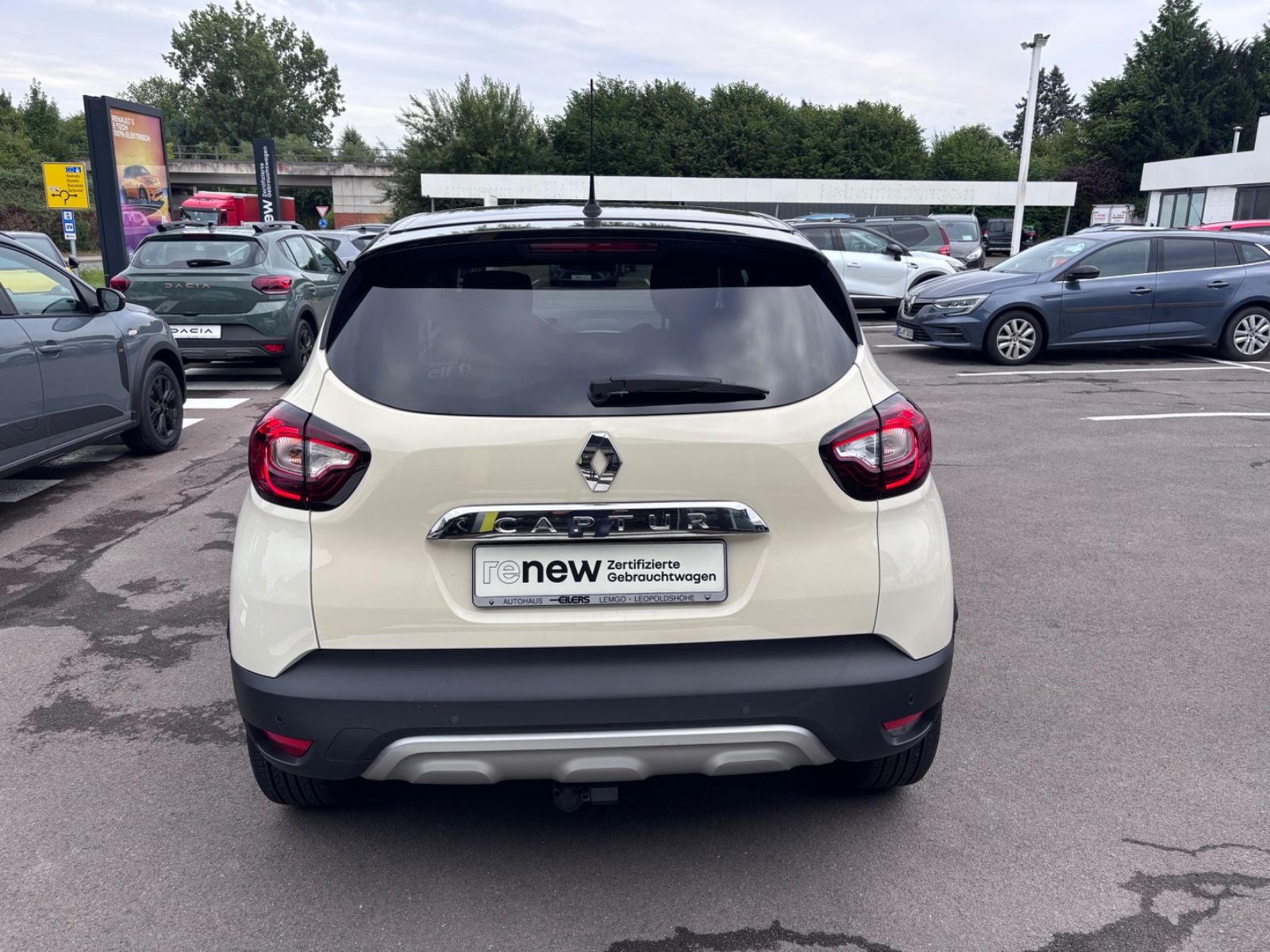 Fahrzeugabbildung Renault Captur Crossborder