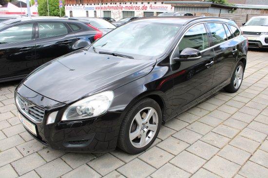 Volvo V60 D5 Momentum  BiXenon Navigation Klimaautomat
