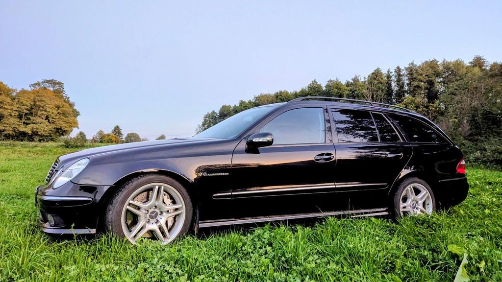 Mercedes-Benz E 55 AMG
