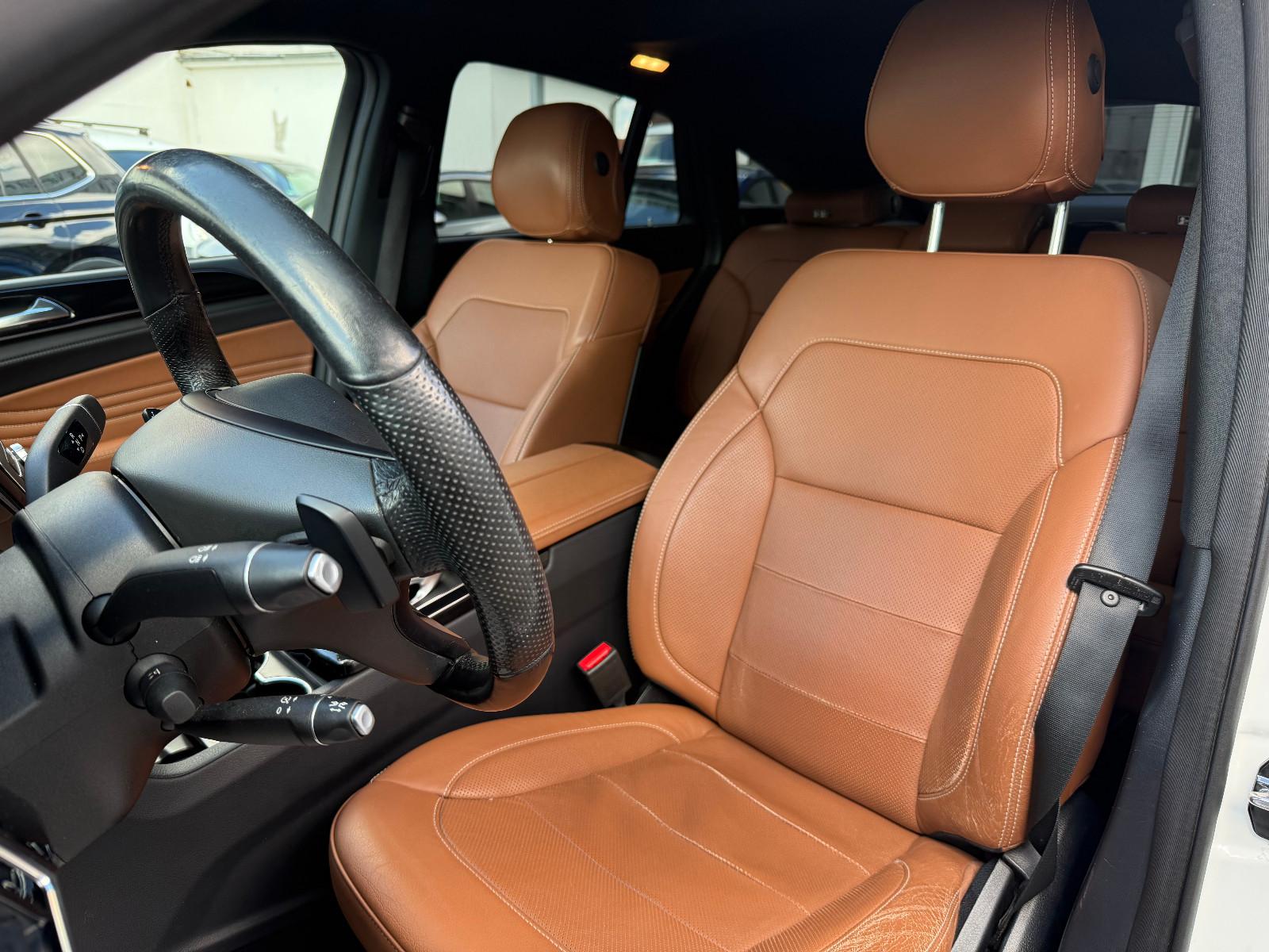 Mercedes-Benz GLE 350 d Cou 4Mat AMG+Bi-Xen+Navi+Kam+Pano+AHK